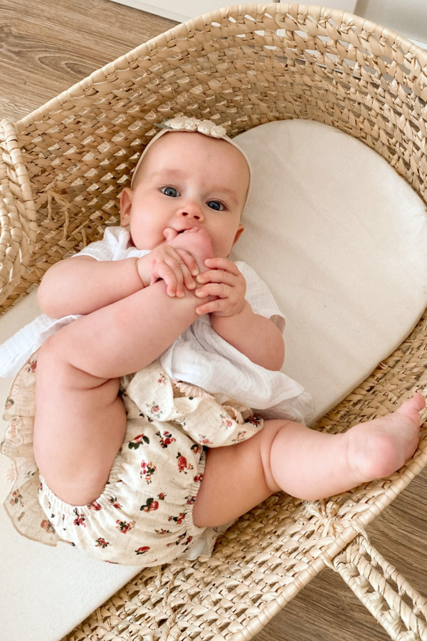 BLOOMERS spódniczka z majteczkami CARMEN kwiatki z koronką 1